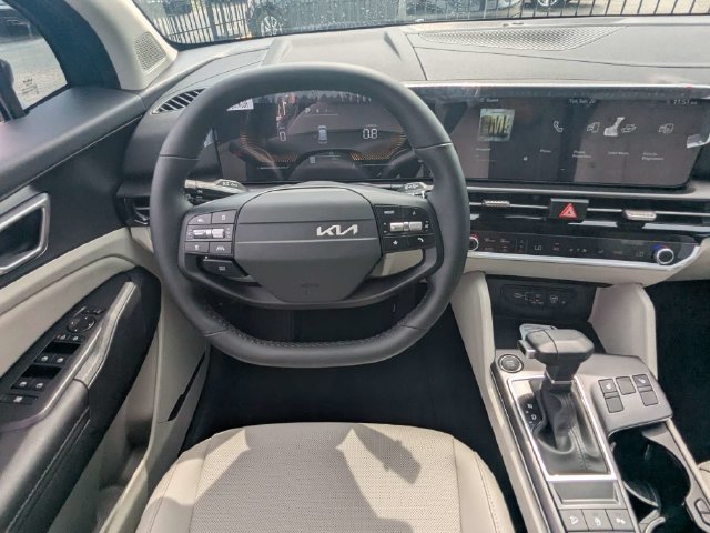 New 2027 Kia Sportage EX FWD image 16