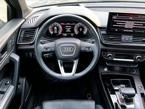 Certified 2022 Audi Q5 2.0T Prestige w/ Prestige Package image 6