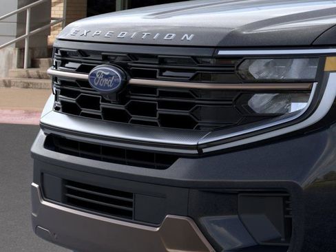 New 2025 Ford Expedition King Ranch image 19