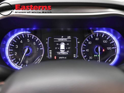 Used 2020 Chrysler Pacifica Touring-L FWD image 17