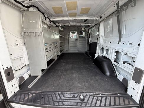 Used 2020 Ford Transit 150 Low Roof RWD image 9