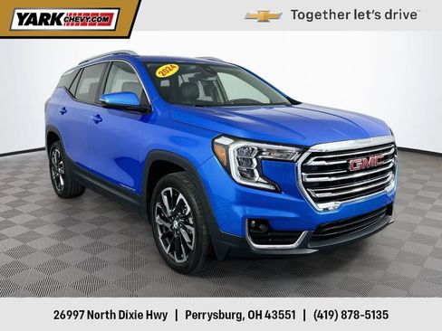 Certified 2024 GMC Terrain SLT w/ Infotainment Package II AWD/4WD image 1