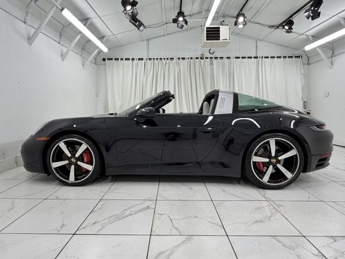 Certified 2022 Porsche 911 Targa 4S image 16