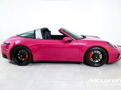 Used 2024 Porsche 911 Targa 4 GTS w/ Premium Package image 10