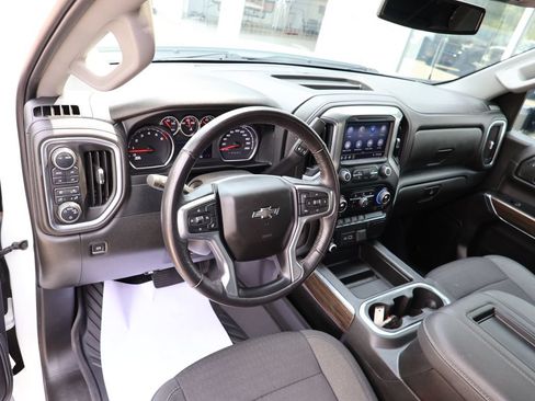 Certified 2022 Chevrolet Silverado 1500 RST AWD/4WD image 25