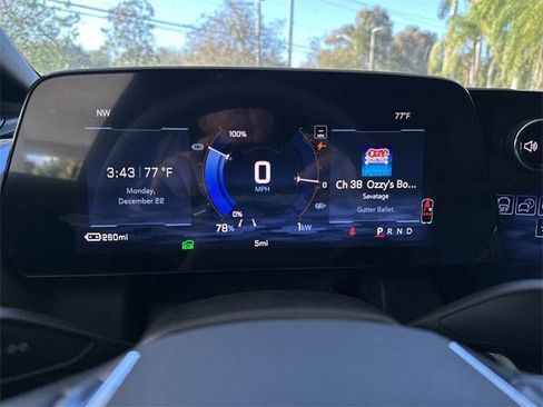 New 2026 Chevrolet Equinox EV LT image 10