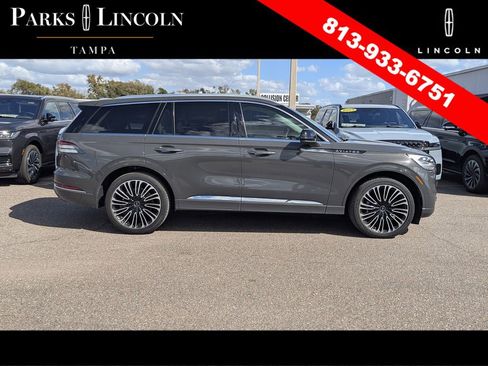 Certified 2023 Lincoln Aviator Black Label w/ Dynamic Handling Package image 3