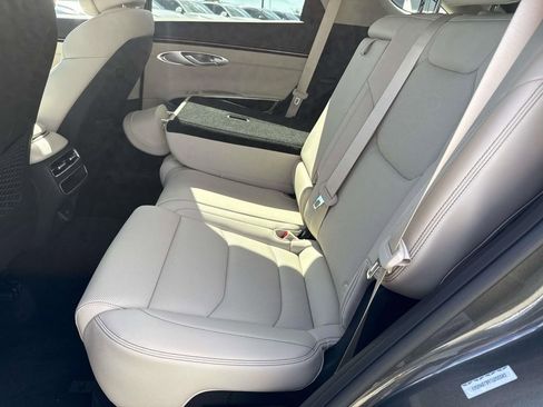 New 2026 Genesis GV70 2.5T AWD/4WD image 17