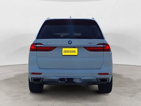 Used 2022 BMW X7 xDrive40i w/ Premium Package image 4