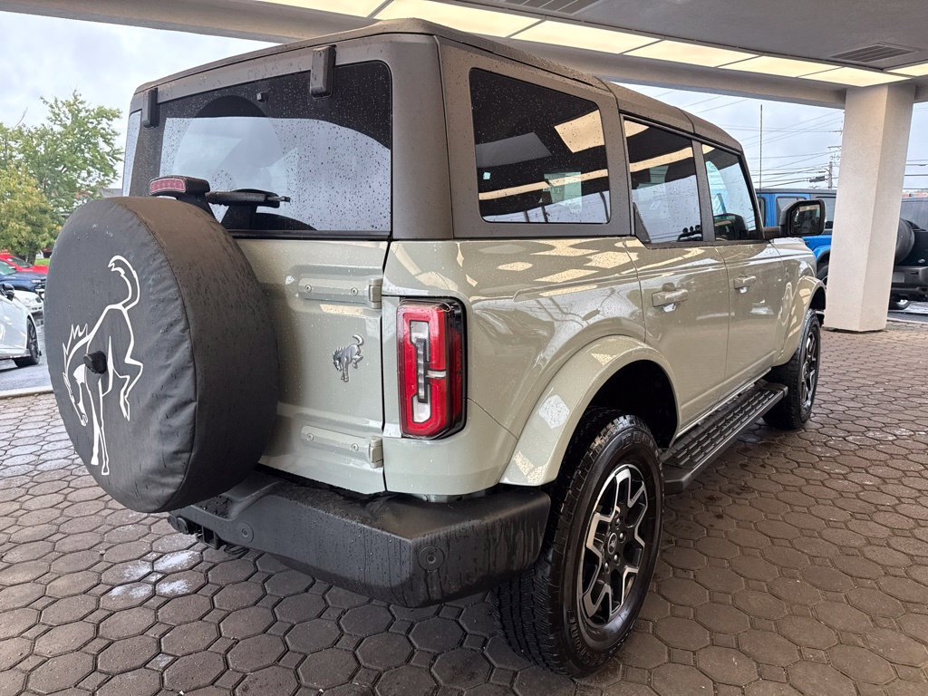 Used 2024 Ford Bronco Outer Banks AWD/4WD image 6