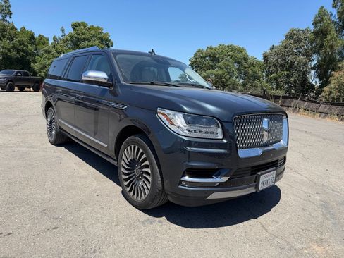 Used 2021 Lincoln Navigator L Black Label AWD/4WD image 7