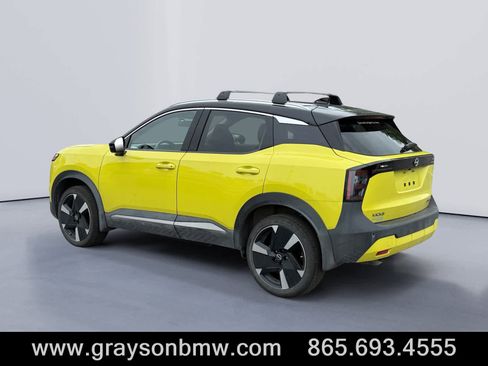 Used 2026 Nissan Kicks SR w/ Cold Weather Package AWD/4WD image 5