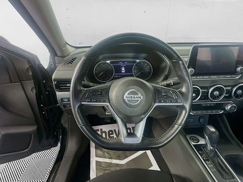 Used 2022 Nissan Sentra SV w/ All-Weather Package FWD image 11