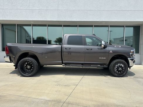 New 2026 RAM 3500 Laramie AWD/4WD image 2