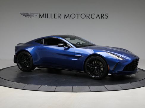 Used 2025 Aston Martin V8 Vantage Coupe image 10