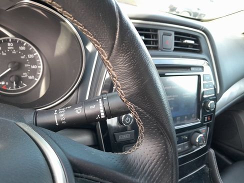 Used 2018 Nissan Maxima 3.5 SV FWD image 19