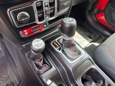 Used 2020 Jeep Wrangler Unlimited Rubicon w/ LED Lighting Group image 24