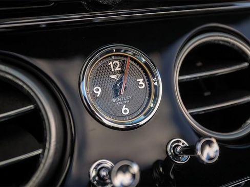 Used 2024 Bentley Continental GT Speed image 35