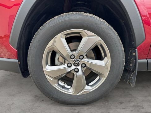 Certified 2021 Toyota RAV4 Limited AWD/4WD image 9