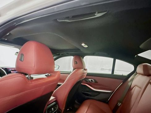 Used 2024 BMW 330i Sedan w/ Premium Package image 26