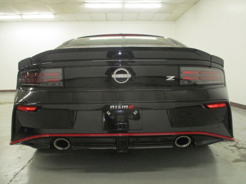 New 2024 Nissan Z NISMO w/ Floor Mat Package image 6