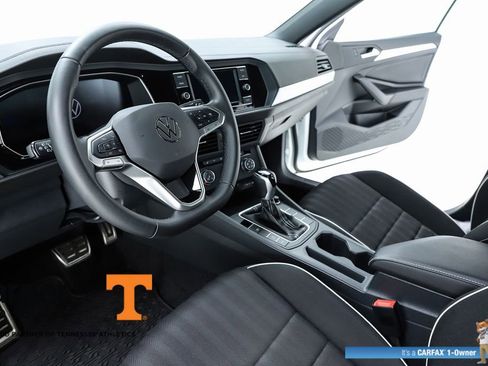 Used 2024 Volkswagen Jetta Sport image 55