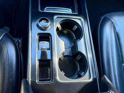 Used 2021 Lincoln Corsair AWD w/ Equipment Group 101A image 31