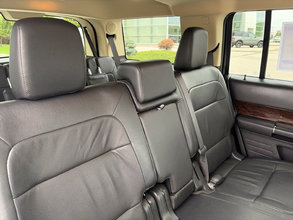 Used 2018 Ford Flex Limited AWD/4WD image 39
