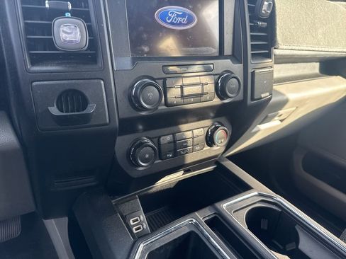 Used 2020 Ford F150 XL image 12