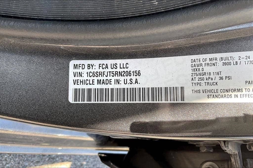 Used 2024 RAM 1500 Laramie AWD/4WD image 33