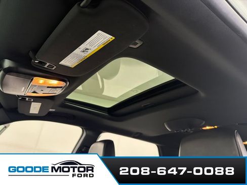 Used 2024 Dodge Durango GT AWD/4WD image 18