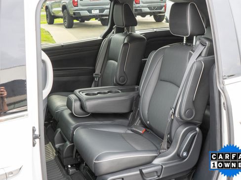 Used 2024 Honda Odyssey Elite image 32
