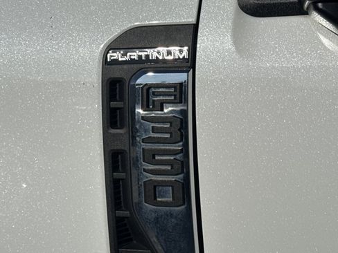 Used 2024 Ford F350 Platinum w/ Snow Plow Prep Package AWD/4WD image 5