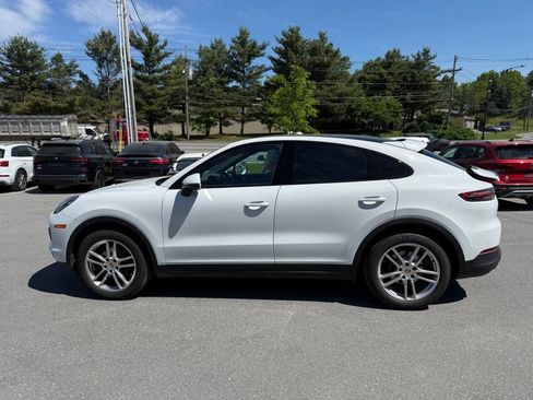 Used 2020 Porsche Cayenne AWD/4WD image 11