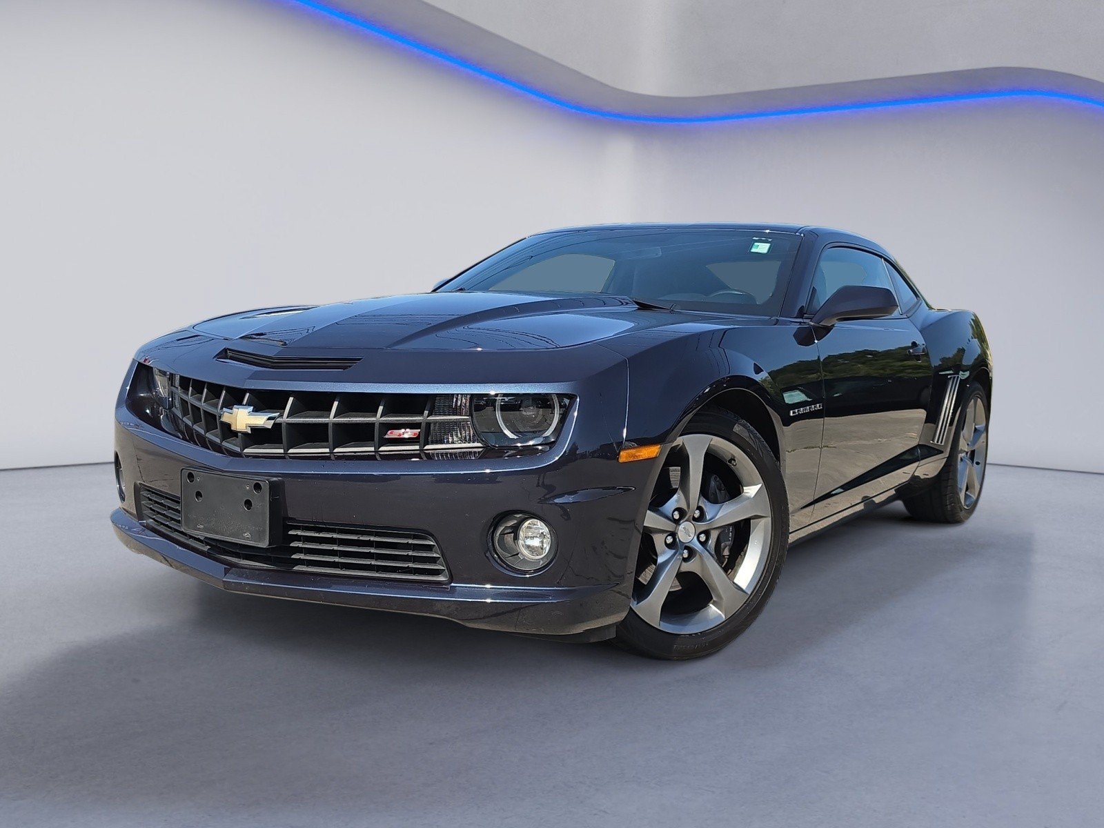 Used 2013 Chevrolet Camaro SS w/ RS Package RWD image 2