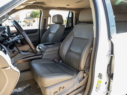 Used 2019 GMC Yukon SLT image 31