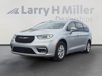 Used 2022 Chrysler Pacifica Touring-L FWD video 1