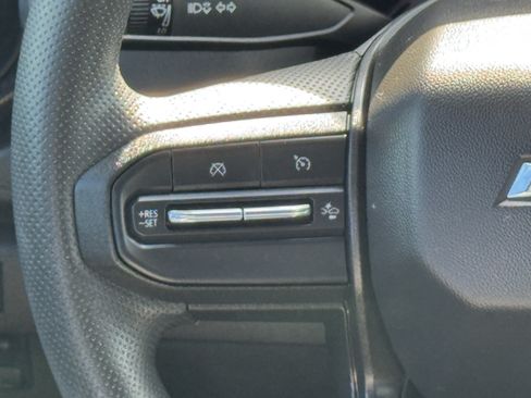 Used 2025 Chevrolet Colorado W/T w/ Advanced Trailering Package AWD/4WD image 13