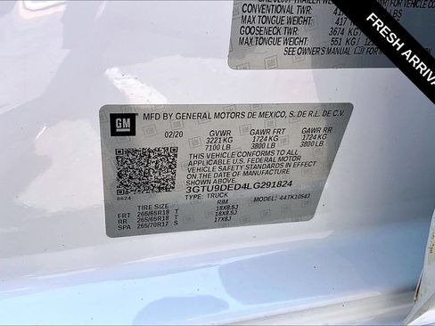 Used 2020 GMC Sierra 1500 SLT w/ X31 Off-Road Package AWD/4WD image 18