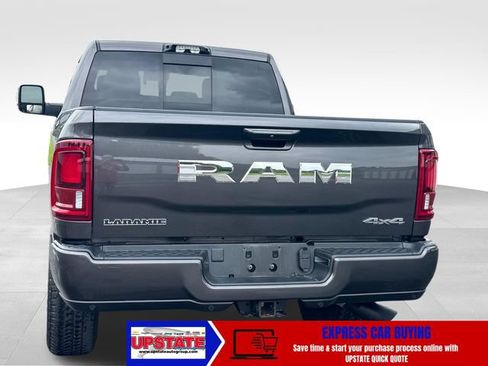 Used 2025 RAM 2500 Laramie AWD/4WD image 5