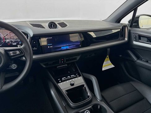 New 2026 Porsche Cayenne E-Hybrid image 19