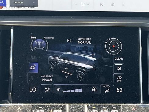Used 2024 Lexus LX 600 F Sport AWD/4WD image 16