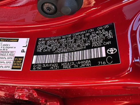 Certified 2025 Toyota Corolla SE image 30