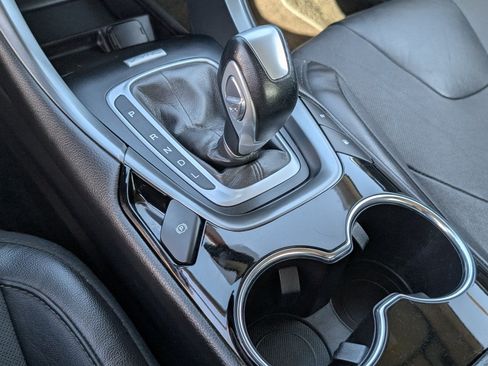 Used 2015 Ford Fusion Energi Titanium FWD image 16