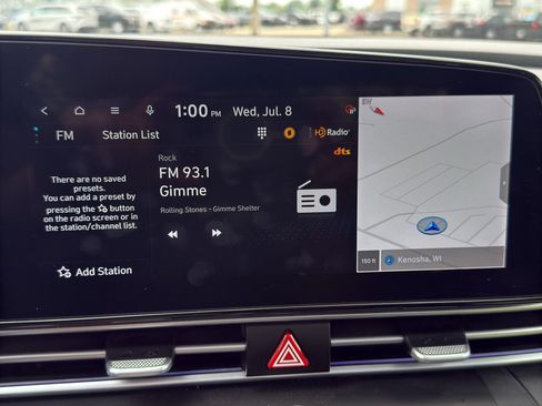 Used 2025 Hyundai Elantra Limited FWD image 22