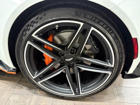 New 2026 Aston Martin V8 Vantage Coupe image 4