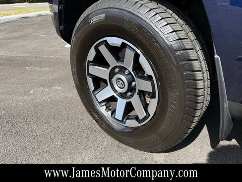 Used 2019 Toyota 4Runner TRD Off-Road Premium image 9