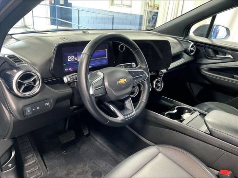 Used 2024 Chevrolet Blazer EV LT AWD/4WD image 8