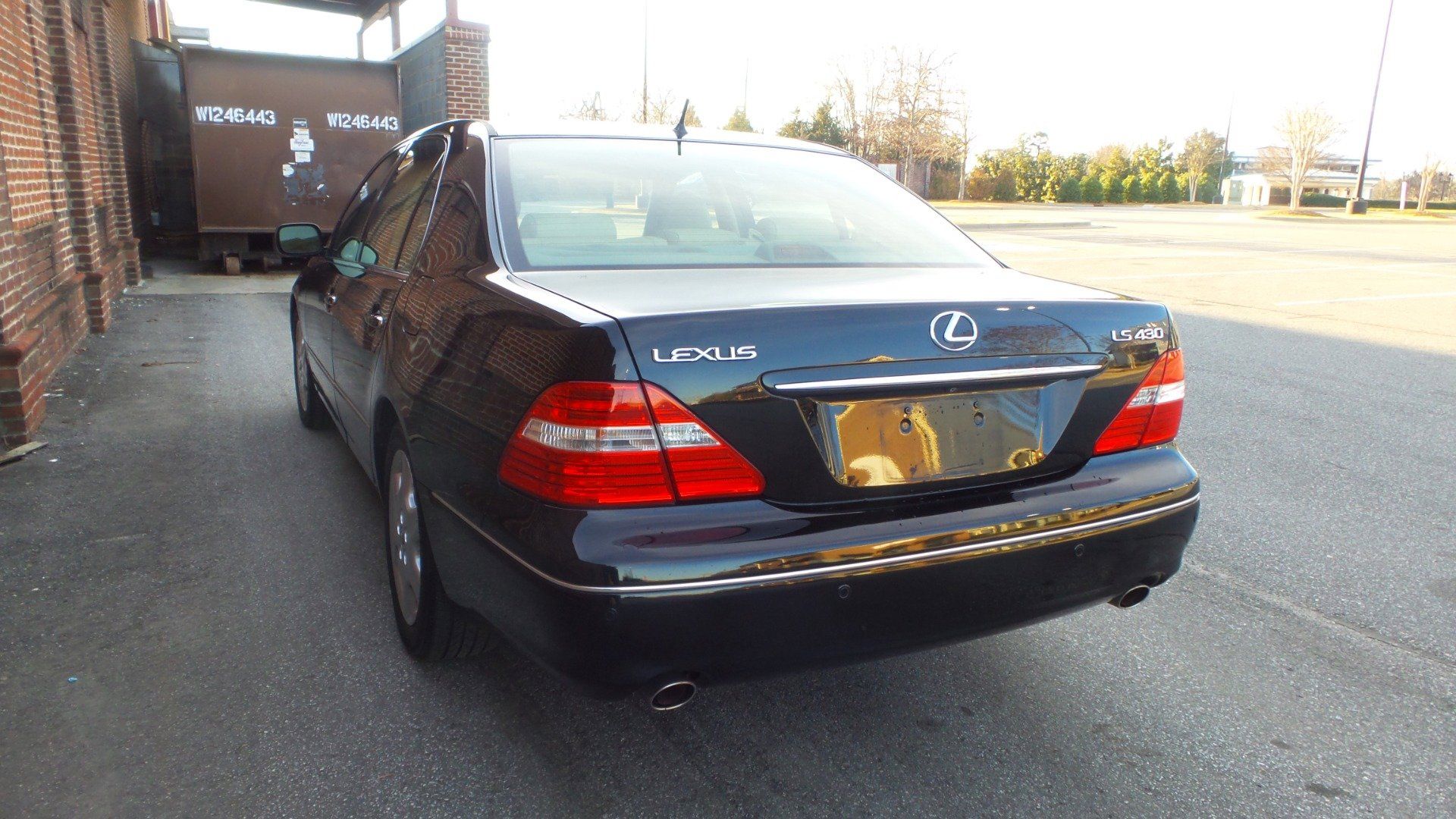 Used 2004 Lexus LS 430 RWD image 13