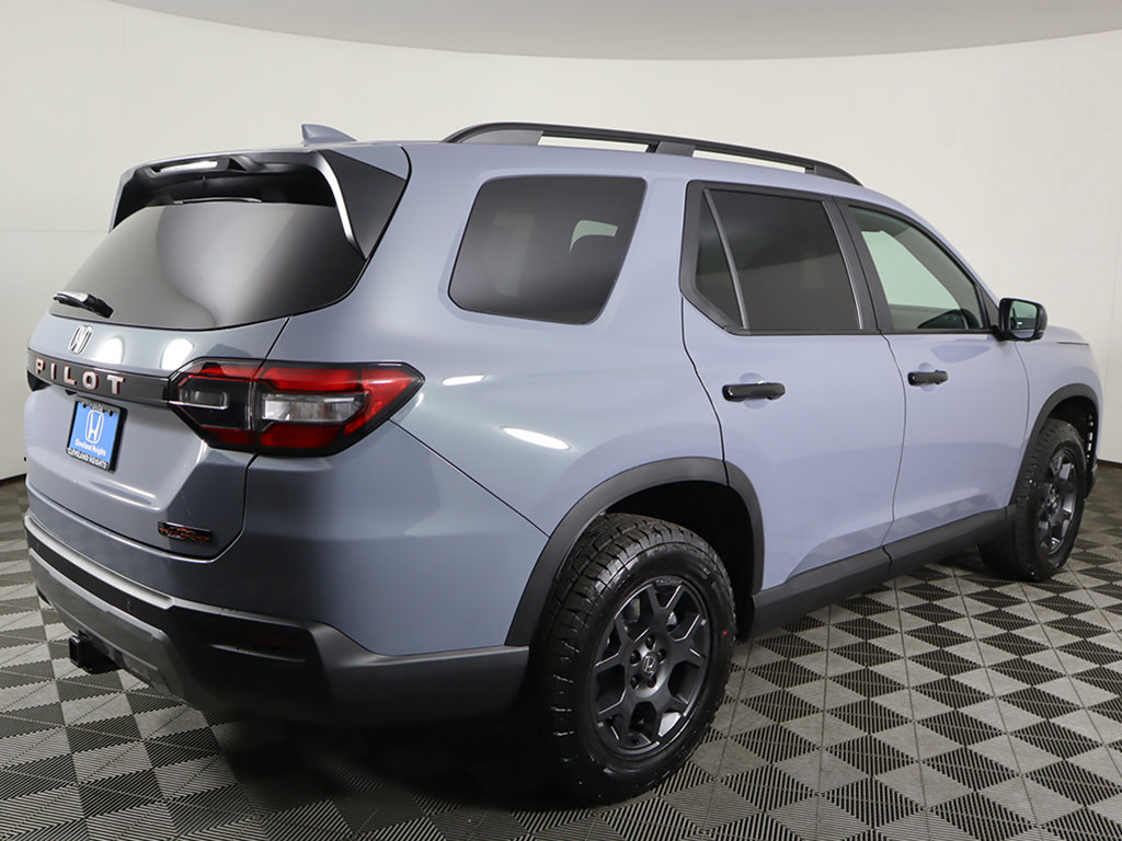 New 2026 Honda Pilot TrailSport image 5